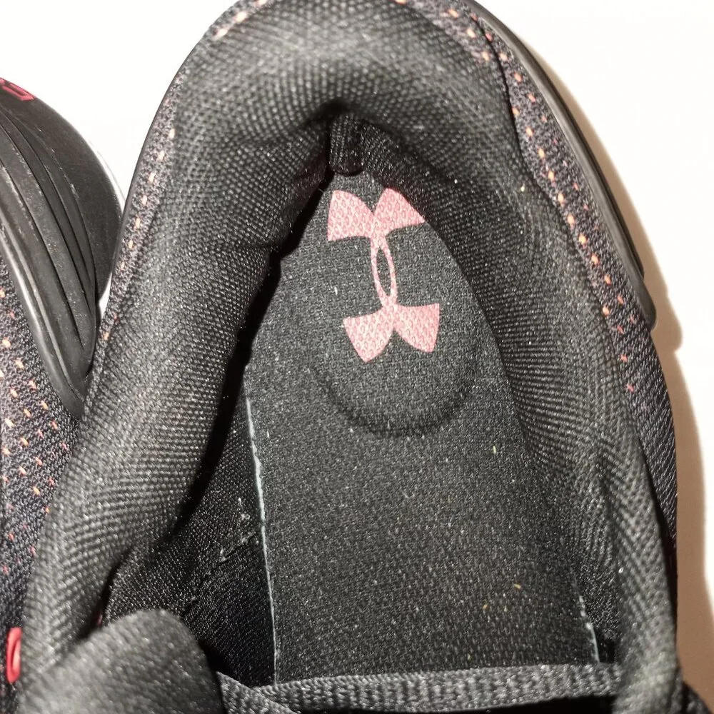 UNDER ARMOR UA CHARGED ROGUE BLACK PINK RUNNING ATHLETIC MEN S3